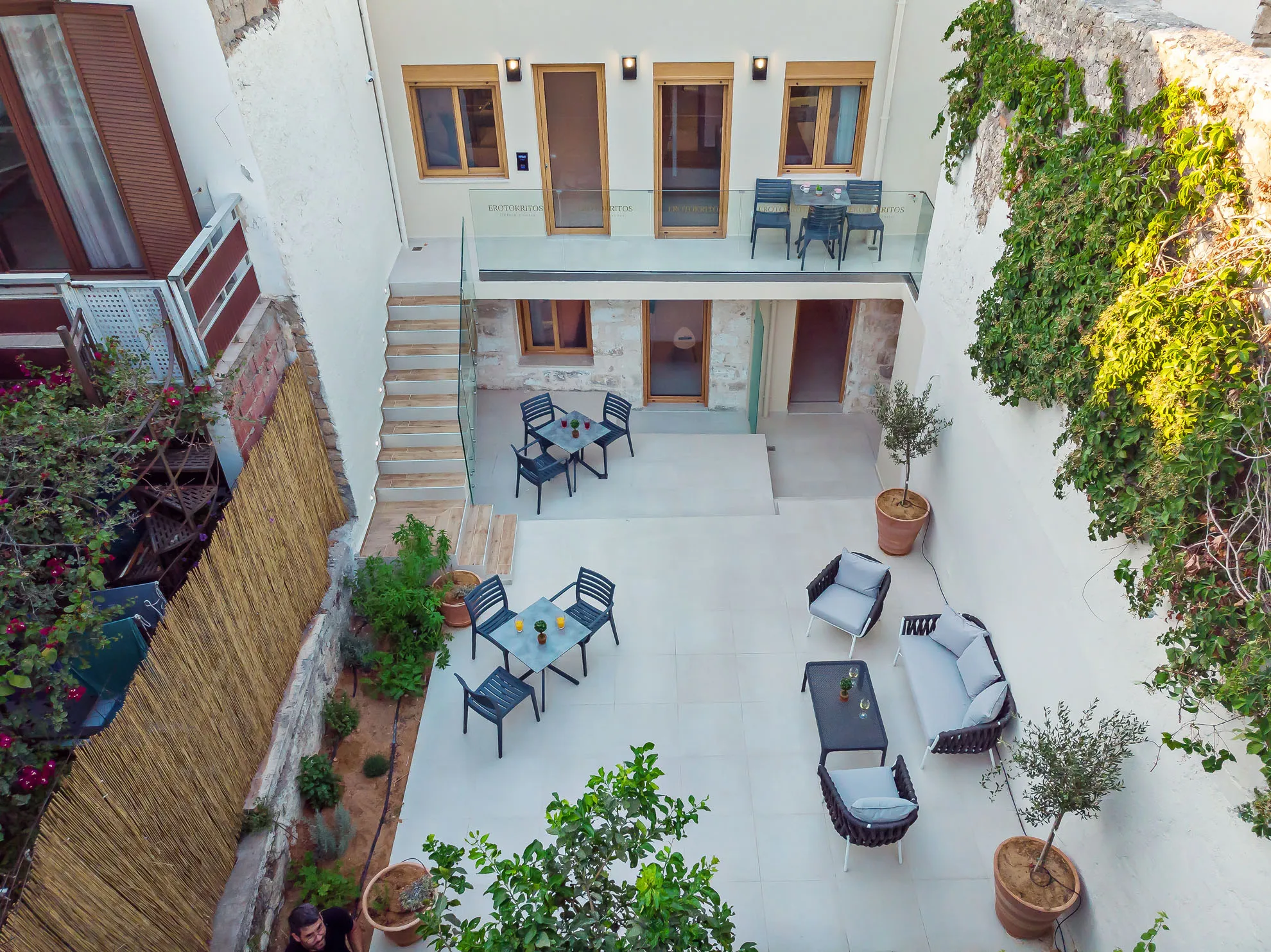 Erotokritos Suites Reception and Garden