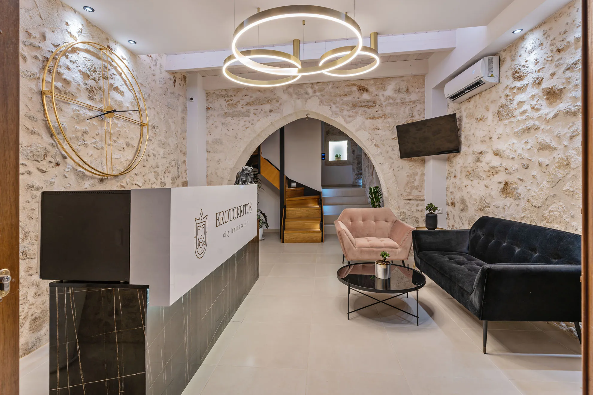 Erotokritos Suites Reception and Garden