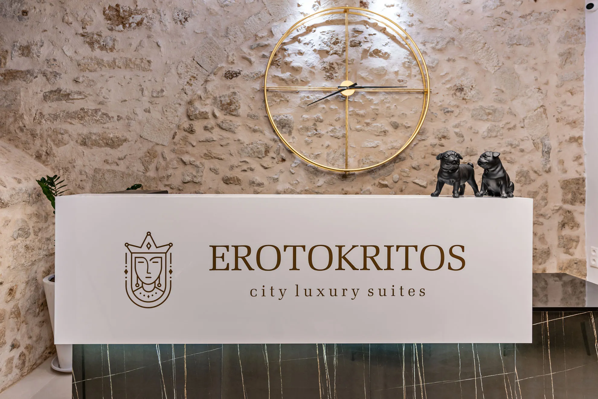 Erotokritos Suites Reception and Garden